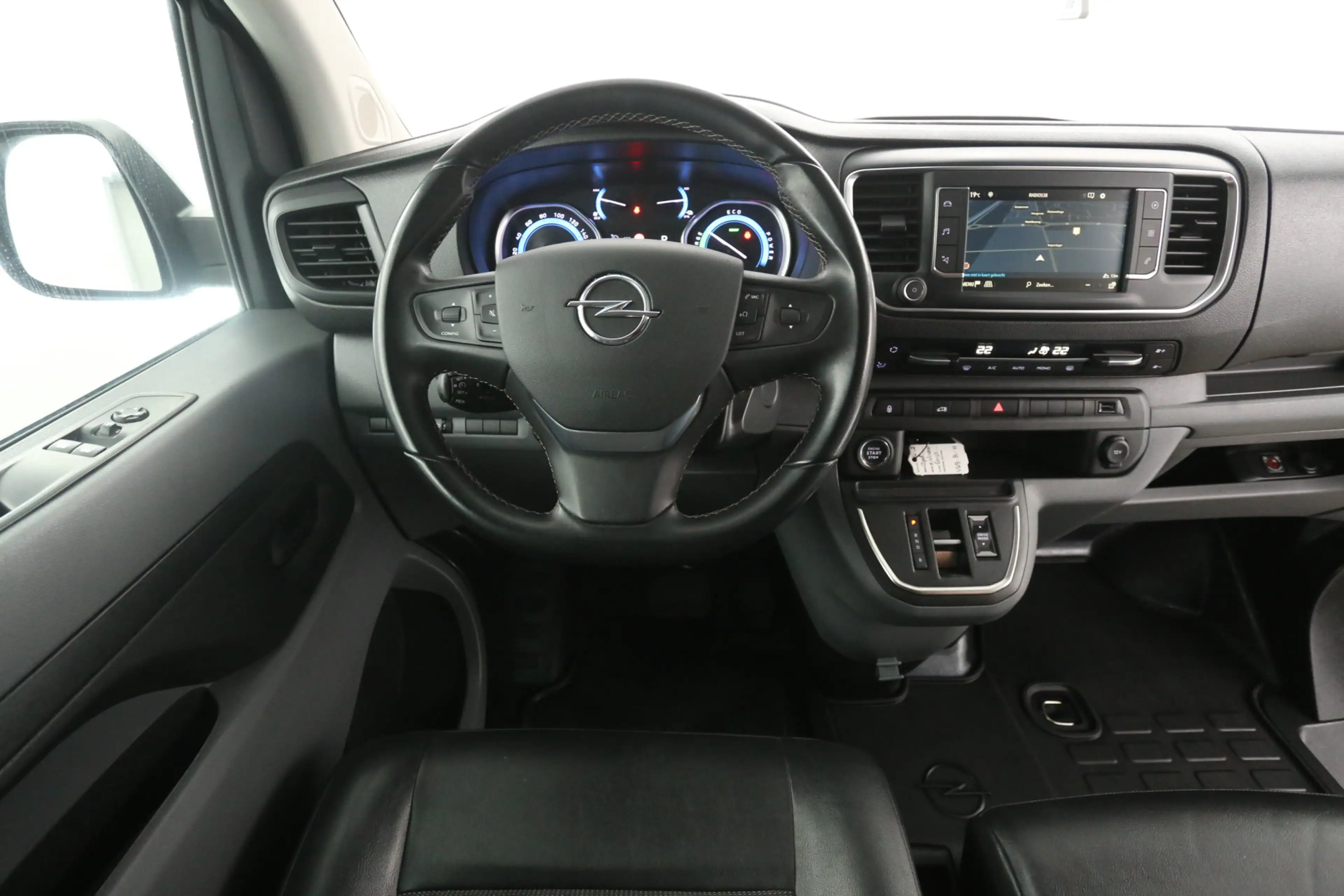 Peugeot e-Expert Opel Vivaro-e 75 kWh L2H1 Innovation | Snelladen | — photo 2