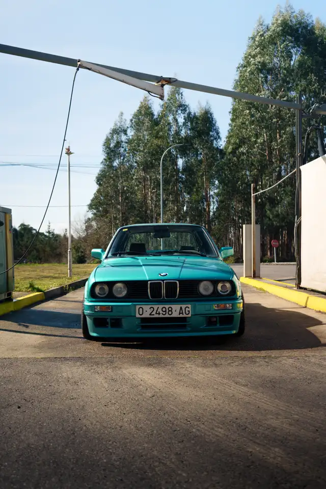 BMW 323i, foto 6