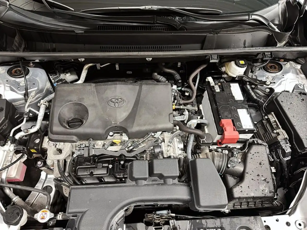 Toyota RAV 4 снимка Toyota RAV 4