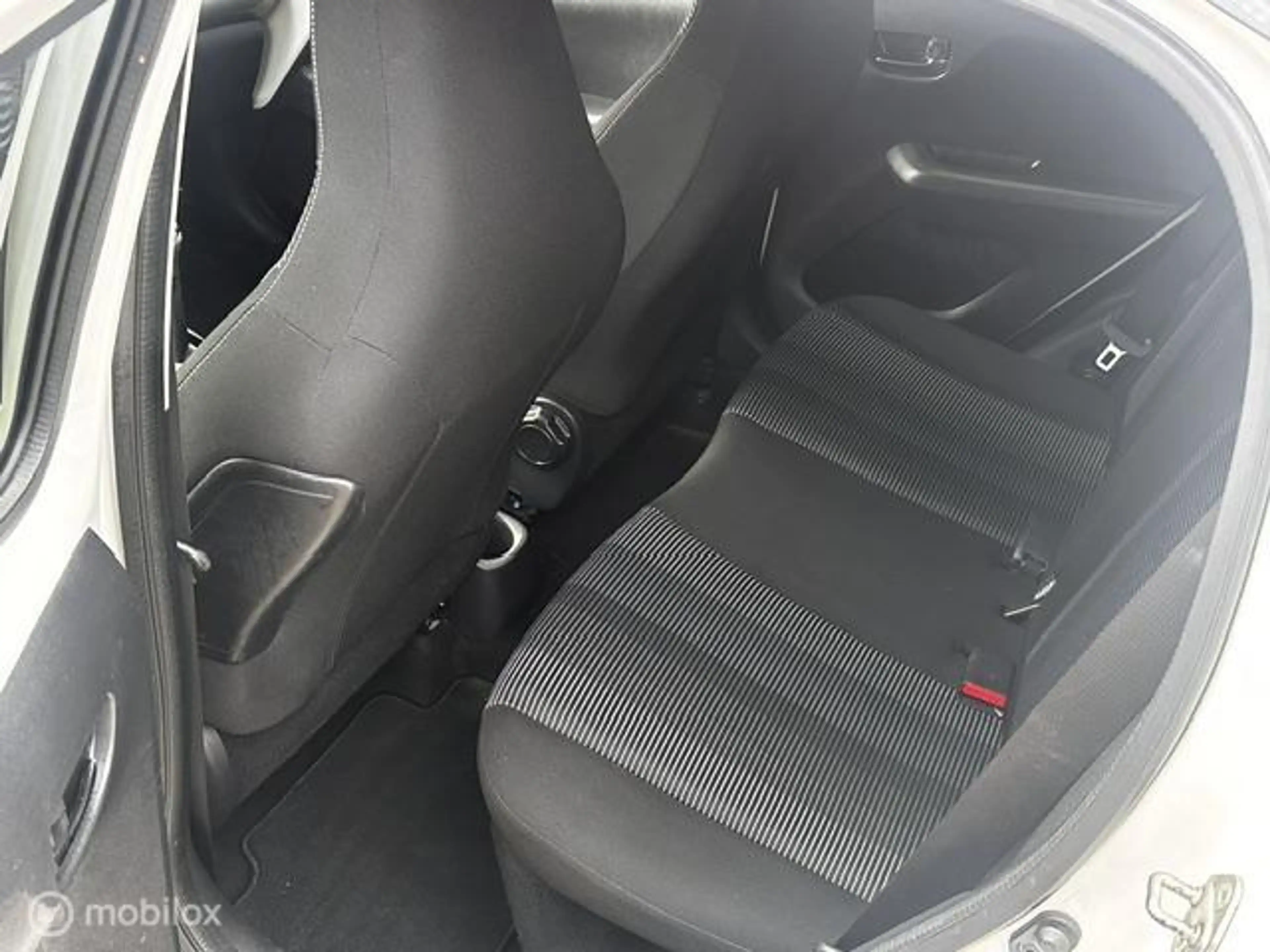 Peugeot 108 1.2 Allure TOP! / Cabriodak / Stoelverwarming — photo 12
