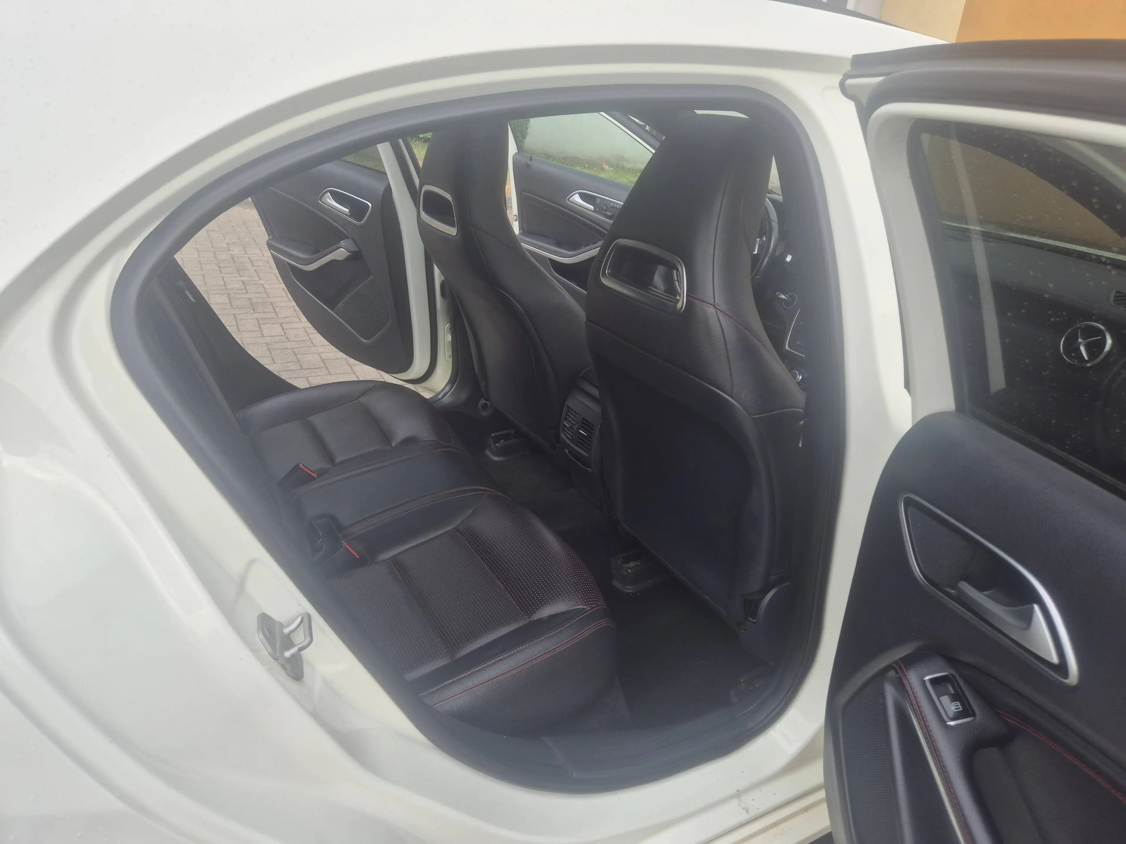 Mercedes-Benz A 220 A 220 CDI PACK AMG — photo 7