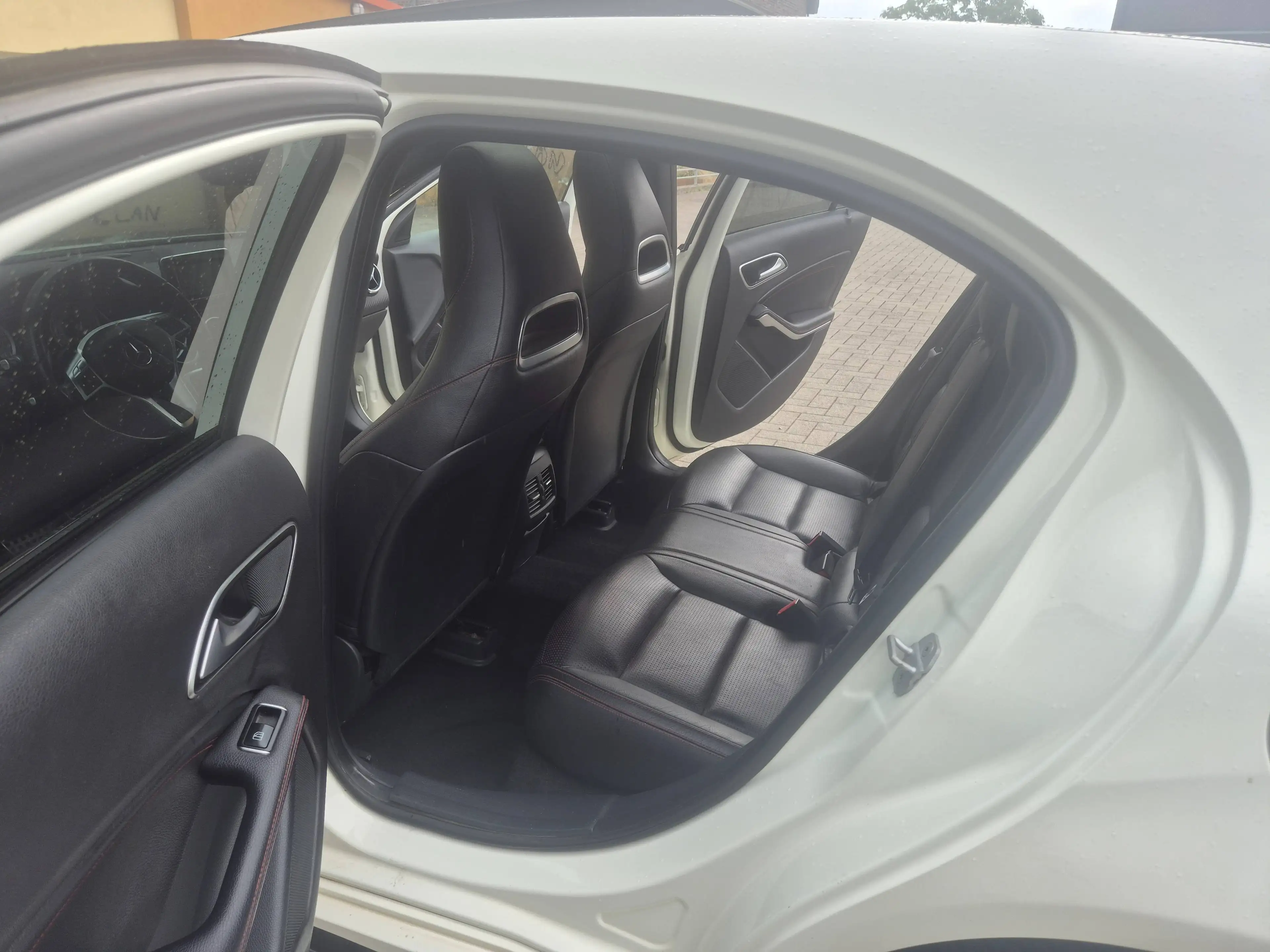 Mercedes-Benz A 220 A 220 CDI PACK AMG — photo 9