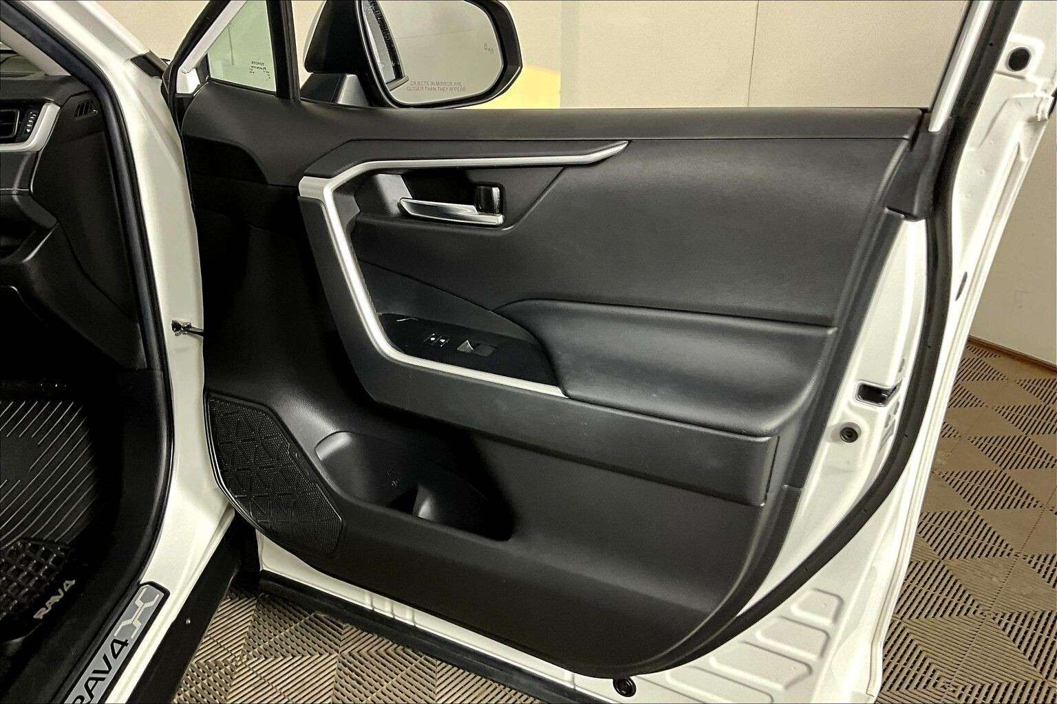 used 2021 Toyota RAV4 car, priced at $26,998