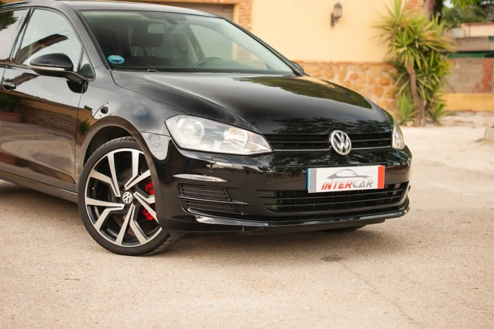 Volkswagen Golf 2.0TDI CR BMT Advance DSG 150 Negro - 2