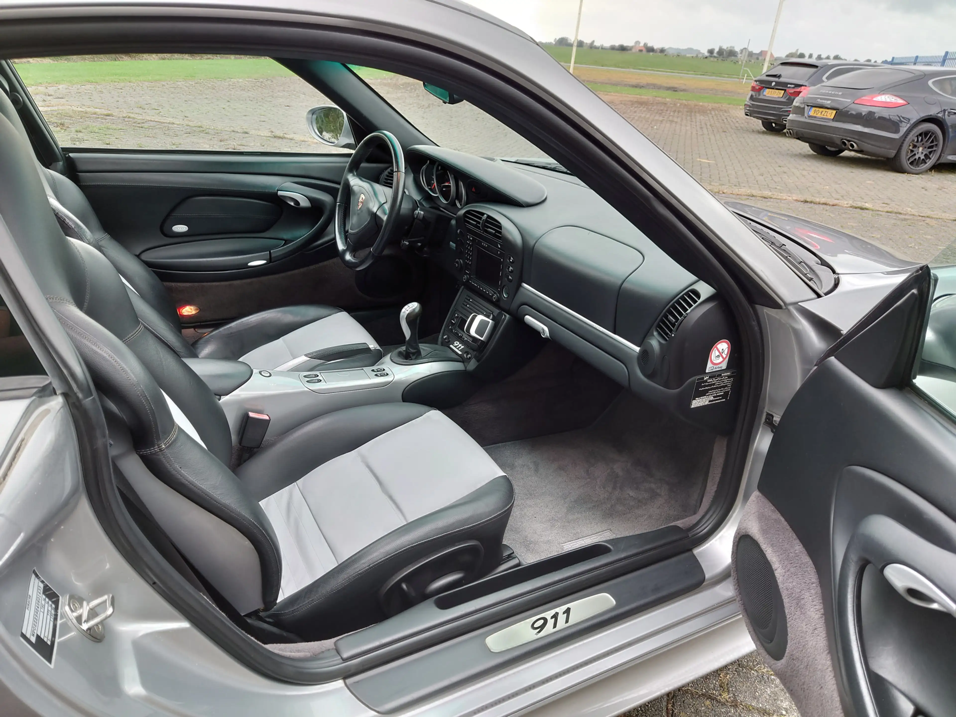 Porsche 996 3.6 Coupé Carrera 40 Jahre Edition / Limited No. 3 — photo 14