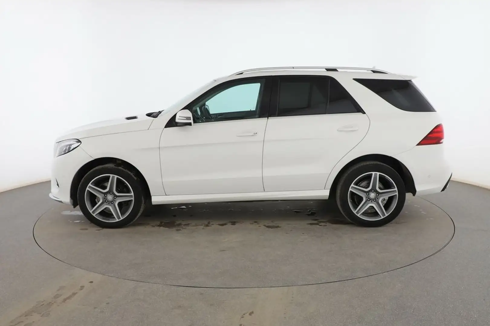 Mercedes-Benz GLE 350 d 4Matic AMG Line Wit - 2