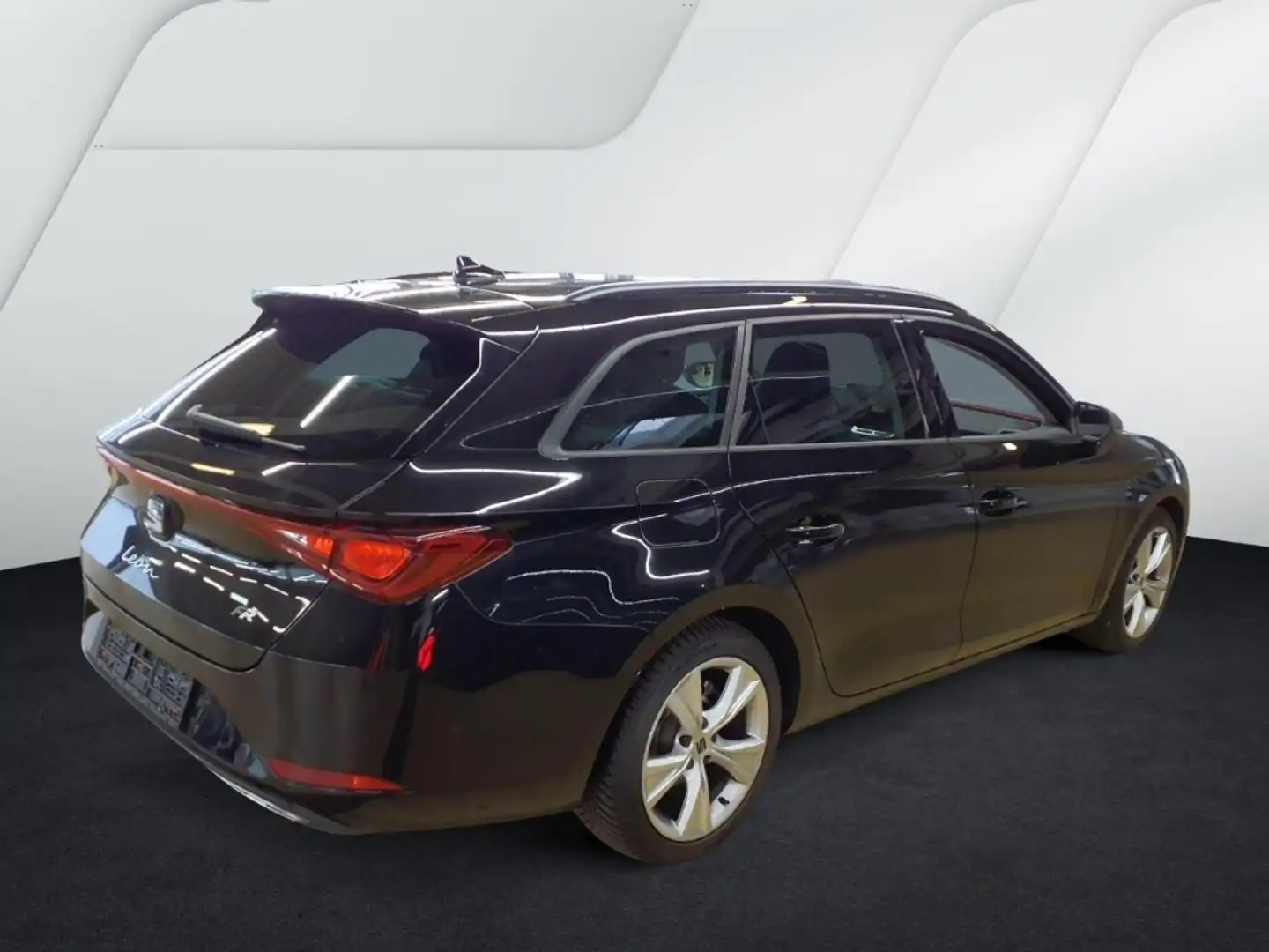 SEAT Leon Sp. 1.5 eTSI DSG FR ab 209,-EUR KAMERA ACC SHZ KEY Schwarz - 2