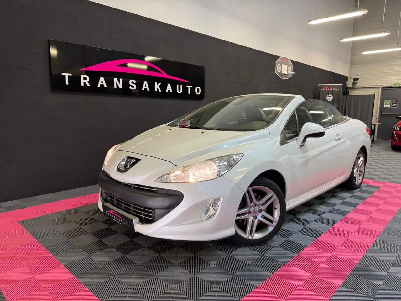 Peugeot 308 CC 2.0 HDi 16V 140ch FAP FÃ©line