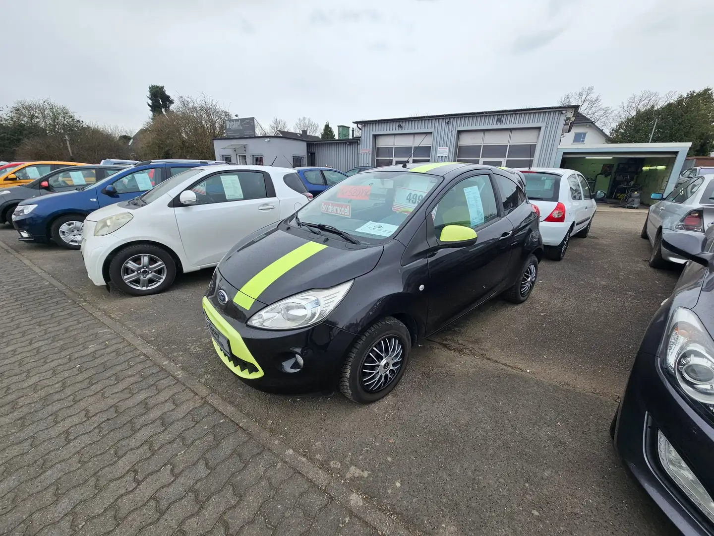Ford Ka/Ka+ Titanium Schwarz - 1