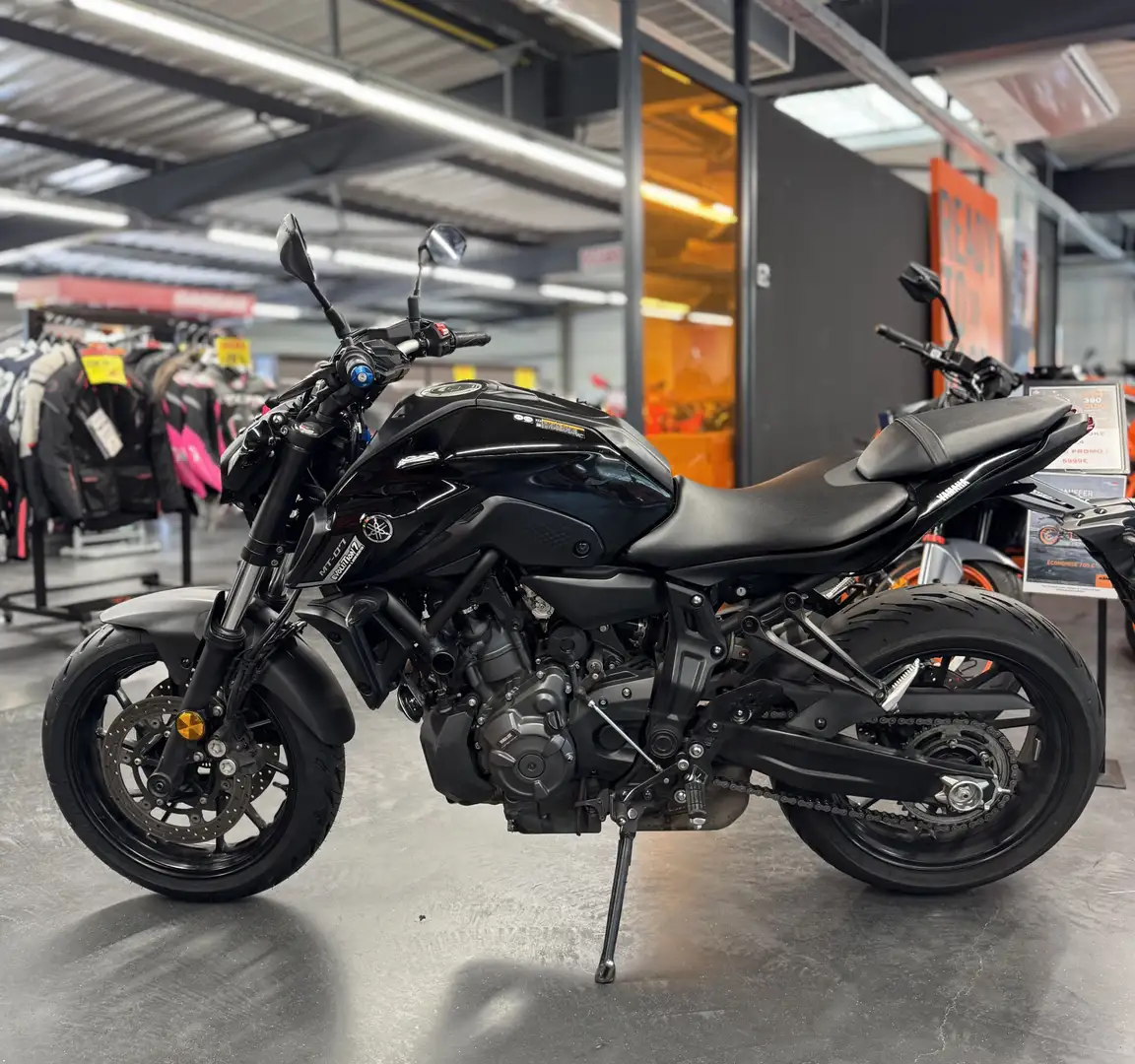 Yamaha MT-07 - 2