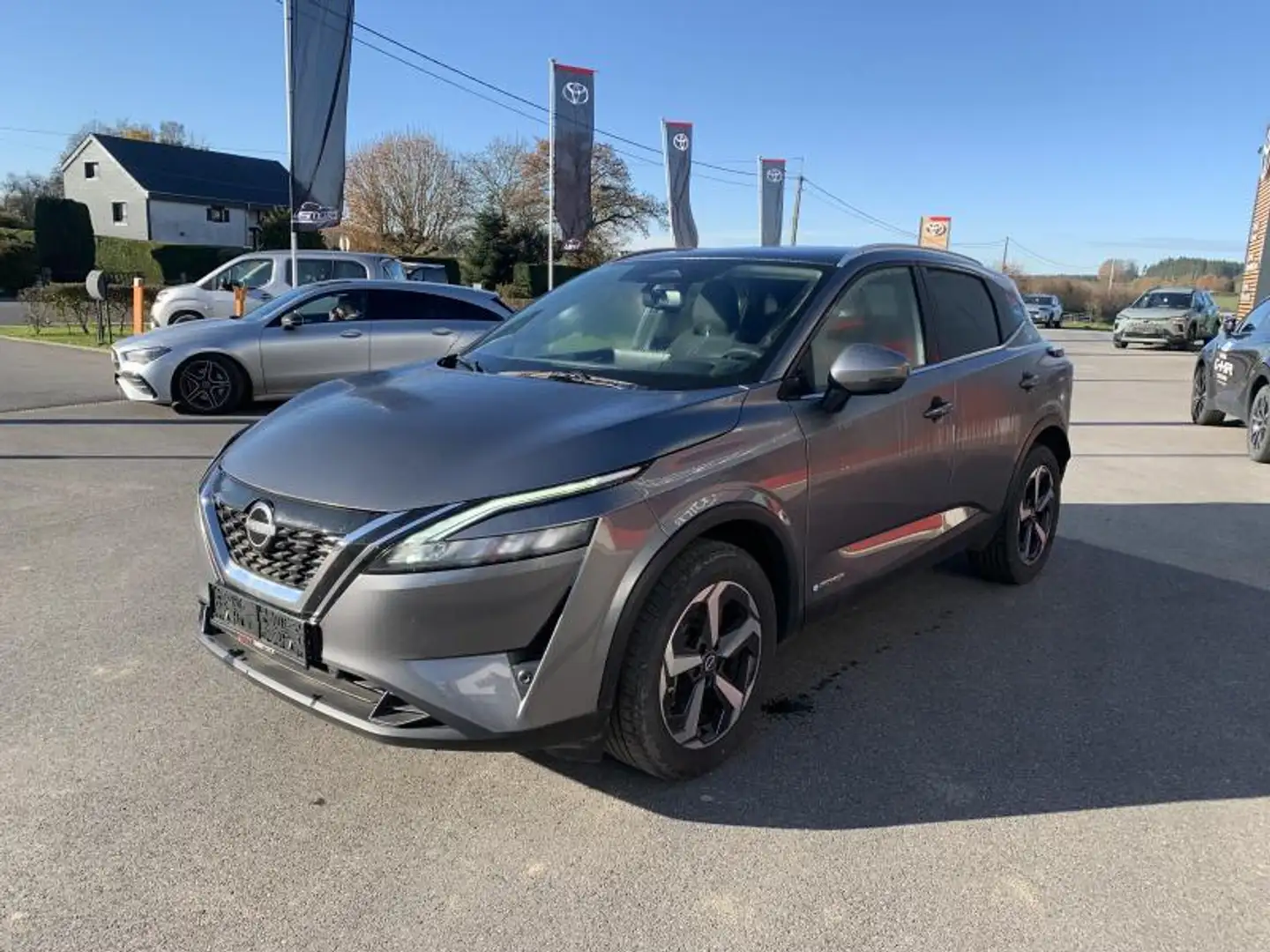 Nissan Qashqai MY22 ePOWER 2WD N-connecta + Design Pack Gris - 1