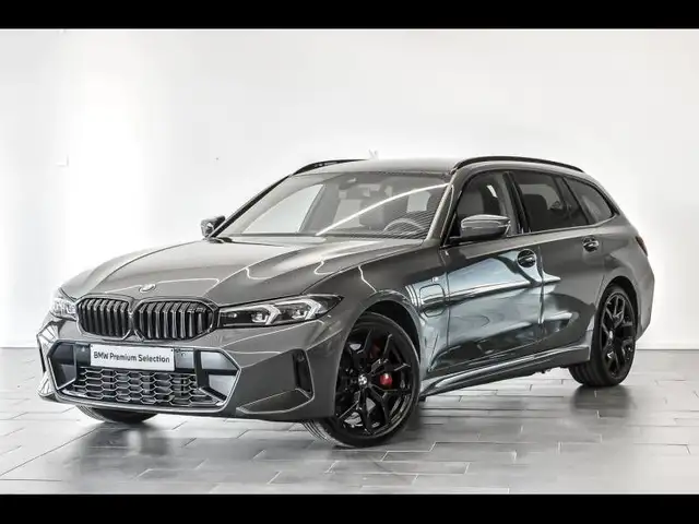 BMW 330 330e Touring M Sport Pro