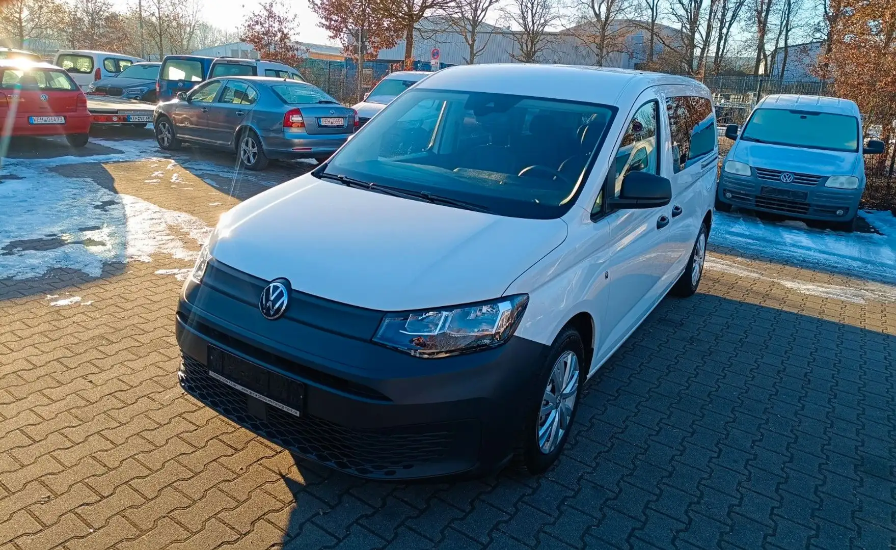 Volkswagen Caddy Maxi Kombi Blanc - 1