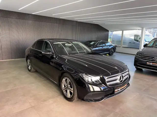 Mercedes-Benz E 200 CGI Avantgarde*Totwinkel*Kamera*Ambient*