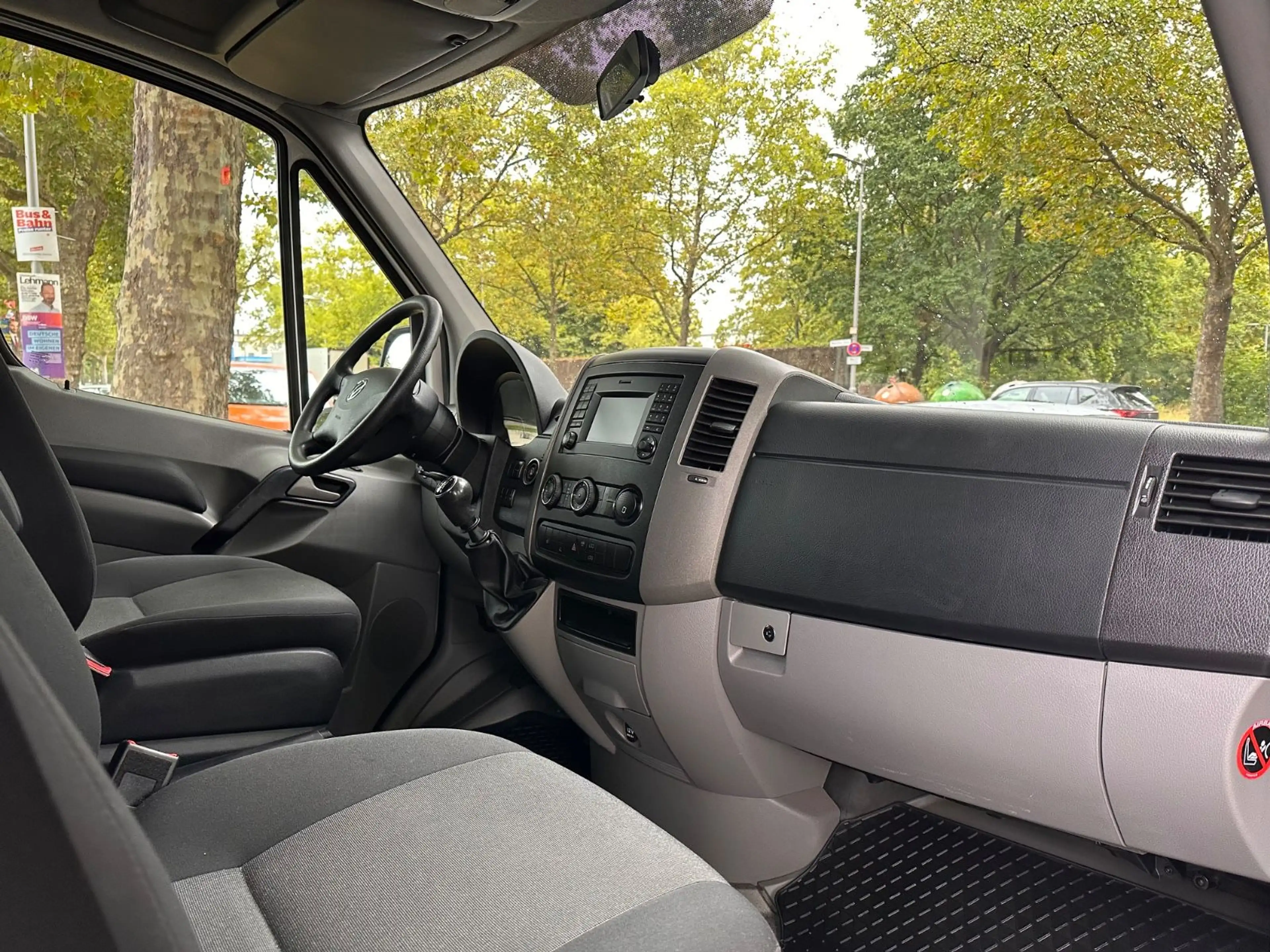 Volkswagen Crafter 2.0 TDI L1H1 Kasten*Klima*AHK*Tempomat* — photo 7