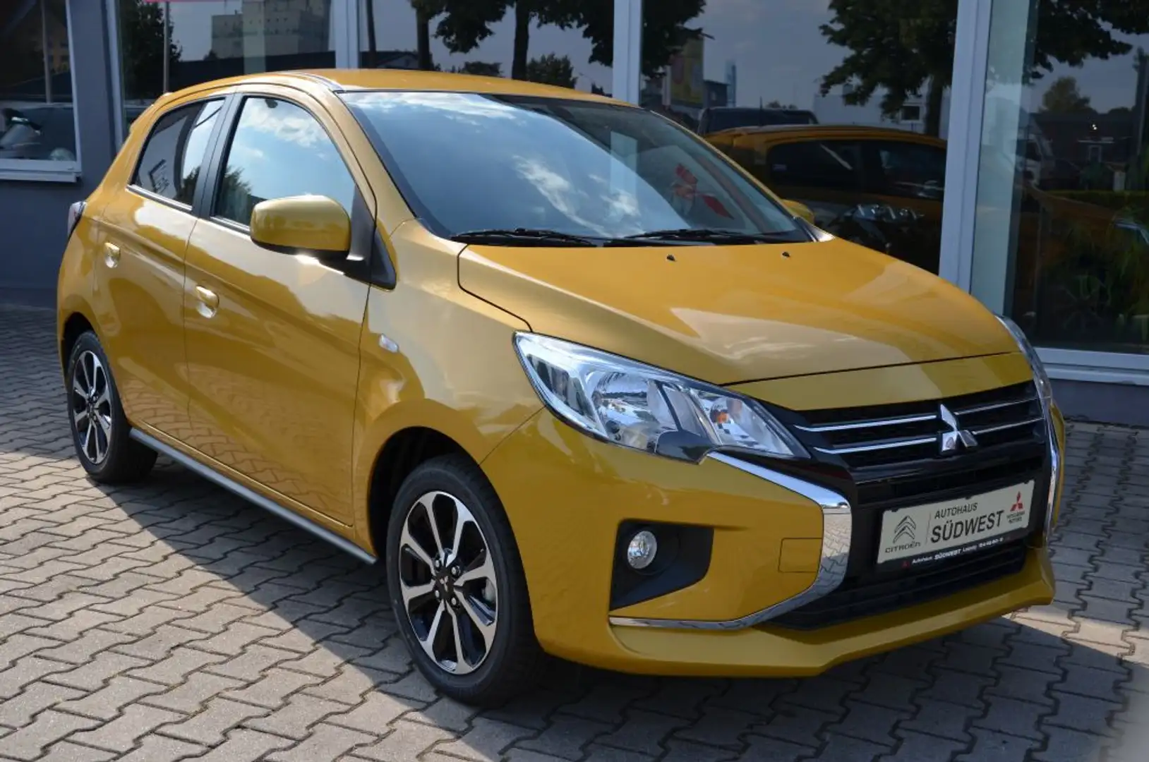 Mitsubishi Space Star AS&G 1.2 Select+ - 1