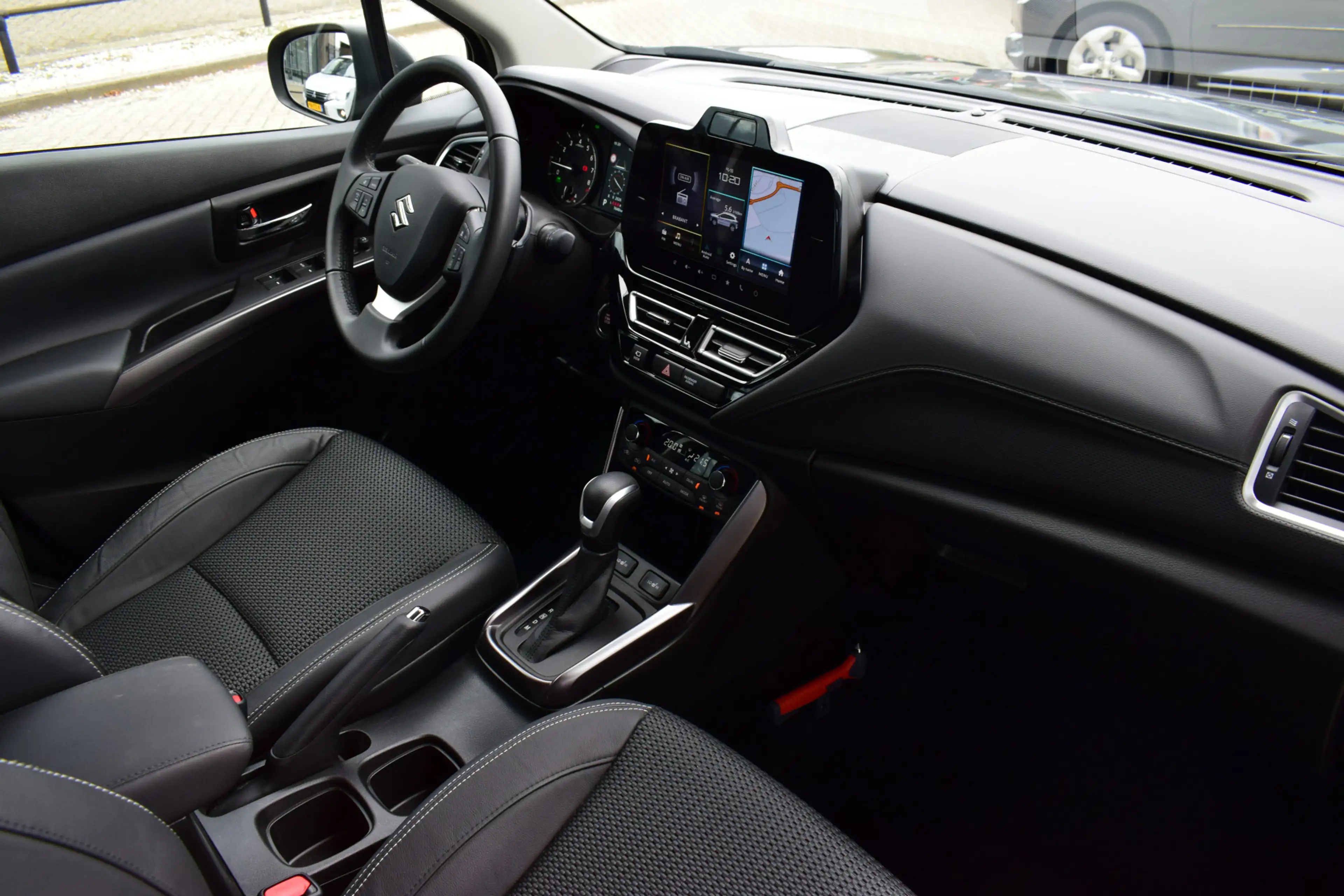 Suzuki S-Cross 1.5 Hybrid Style | Trekhaak | 360° Camera | Stoelv — photo 12