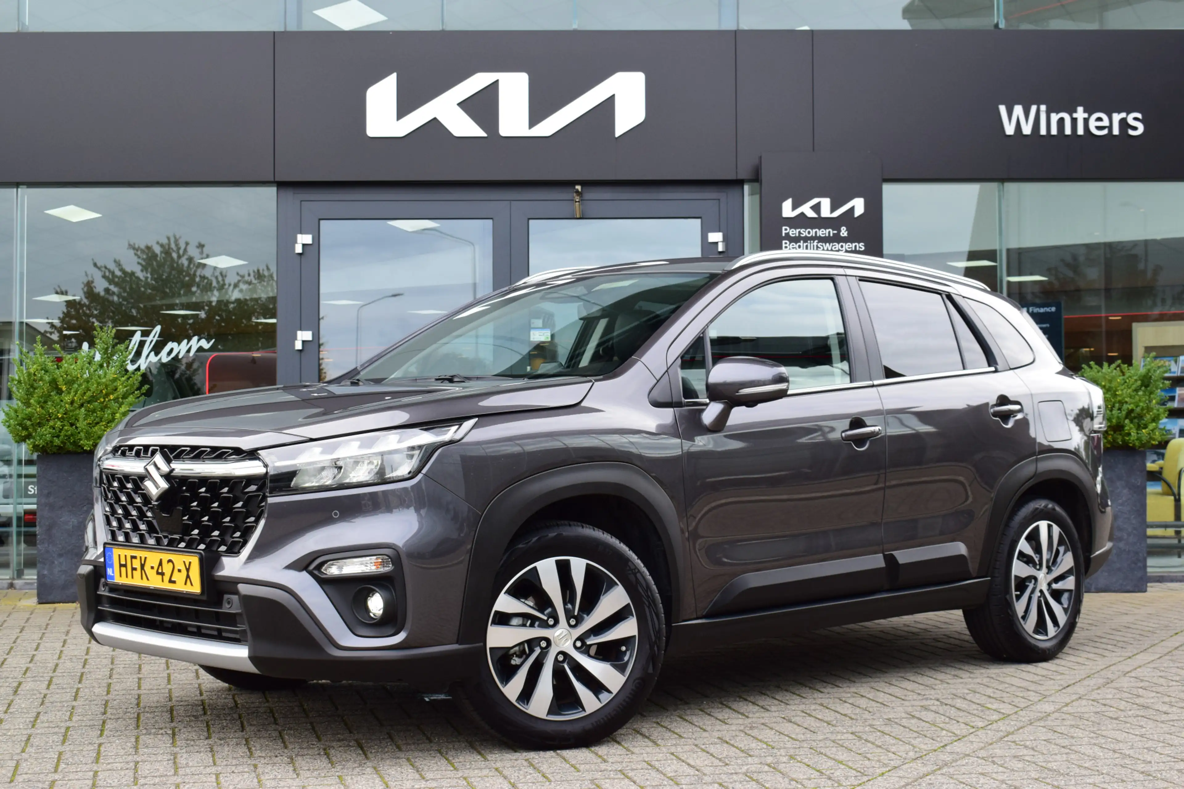 Suzuki S-Cross 1.5 Hybrid Style | Trekhaak | 360° Camera | Stoelv