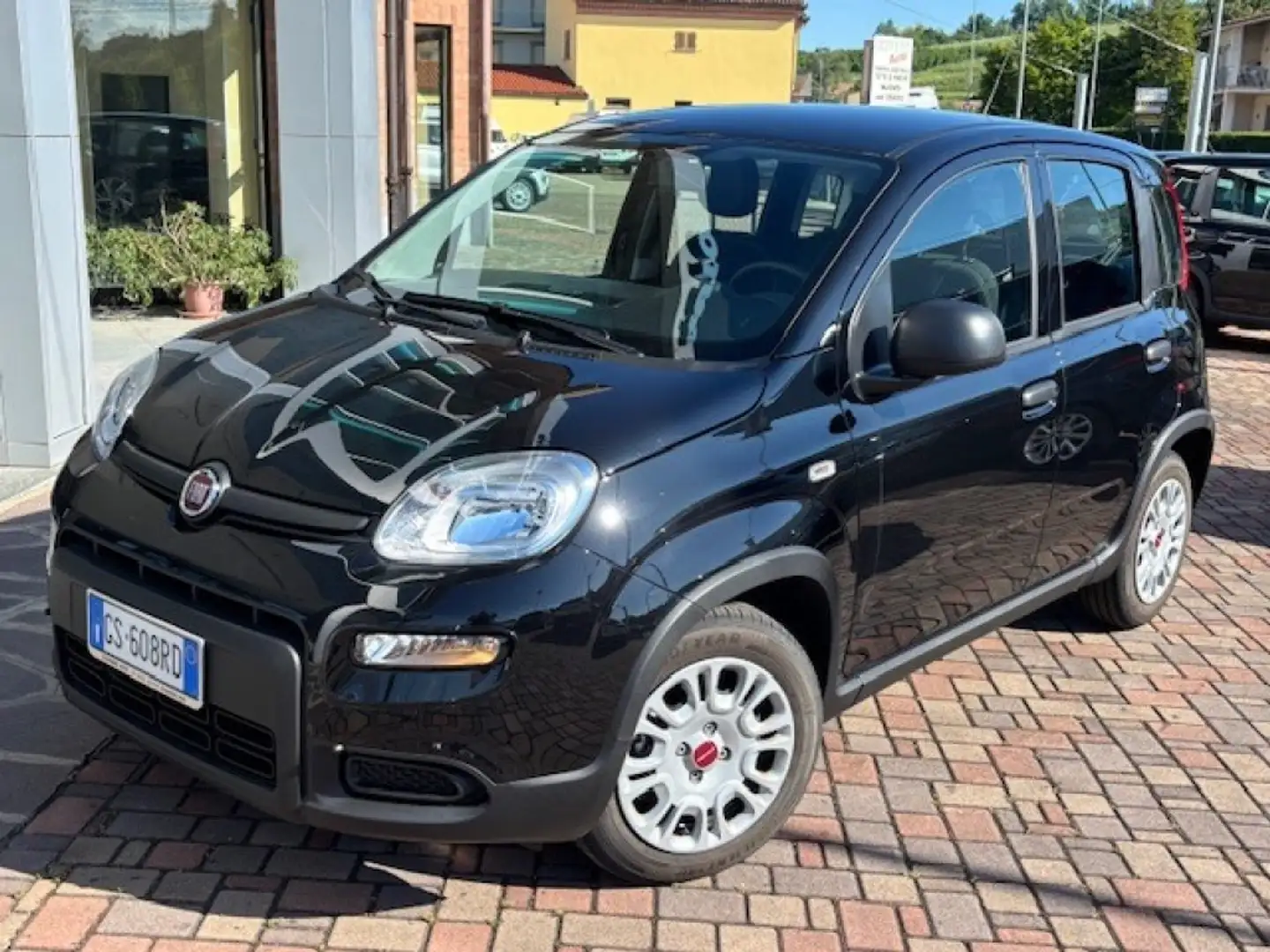 Fiat Panda 1.0 FireFly S&S Hybrid Nero - 1