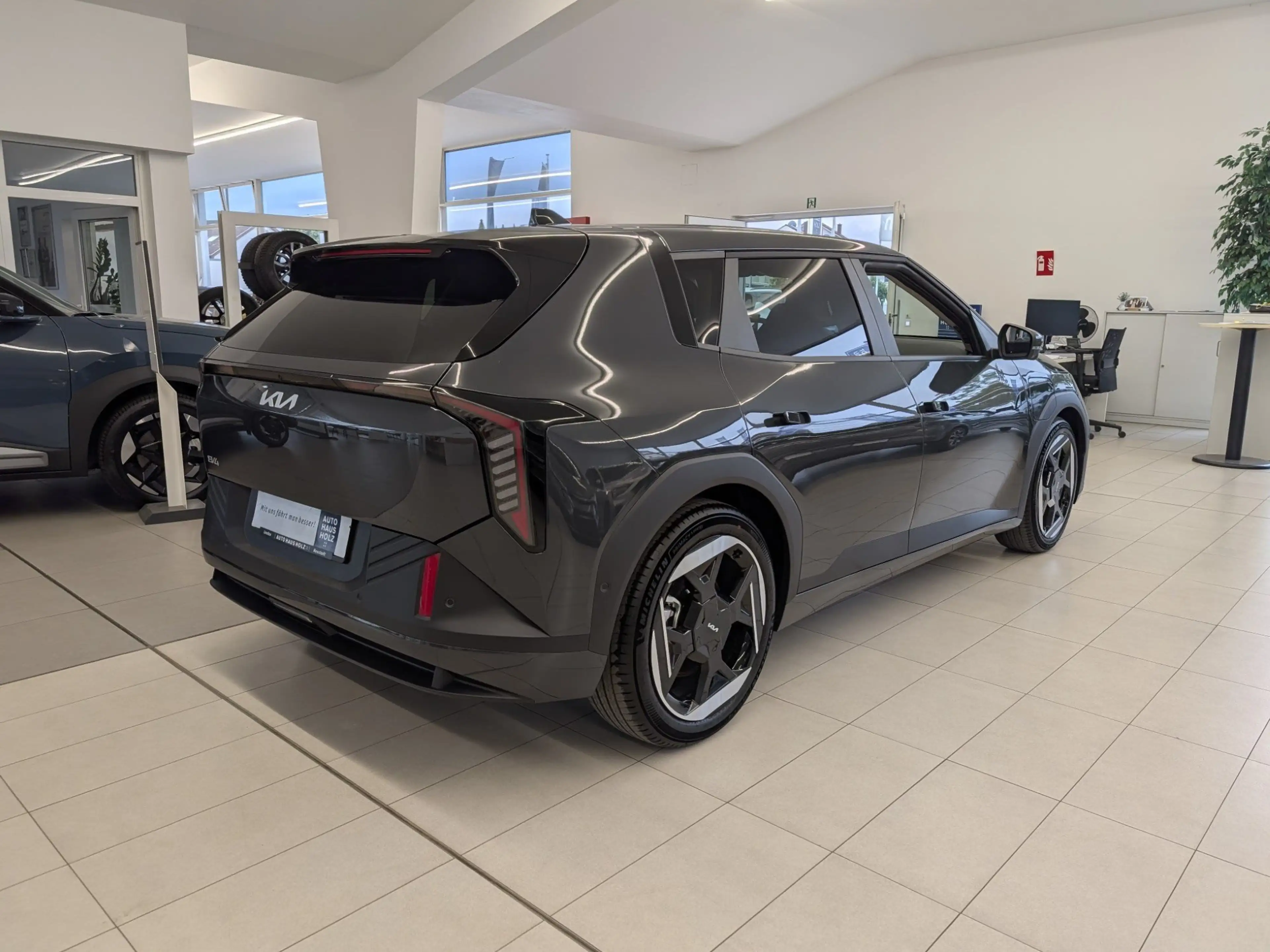 Kia EV4 81.4-kWh FWD Earth Upgrade Sound Design — photo 4