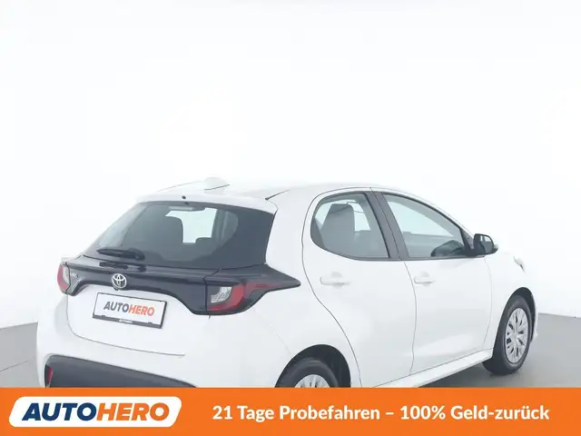Toyota Yaris view 6