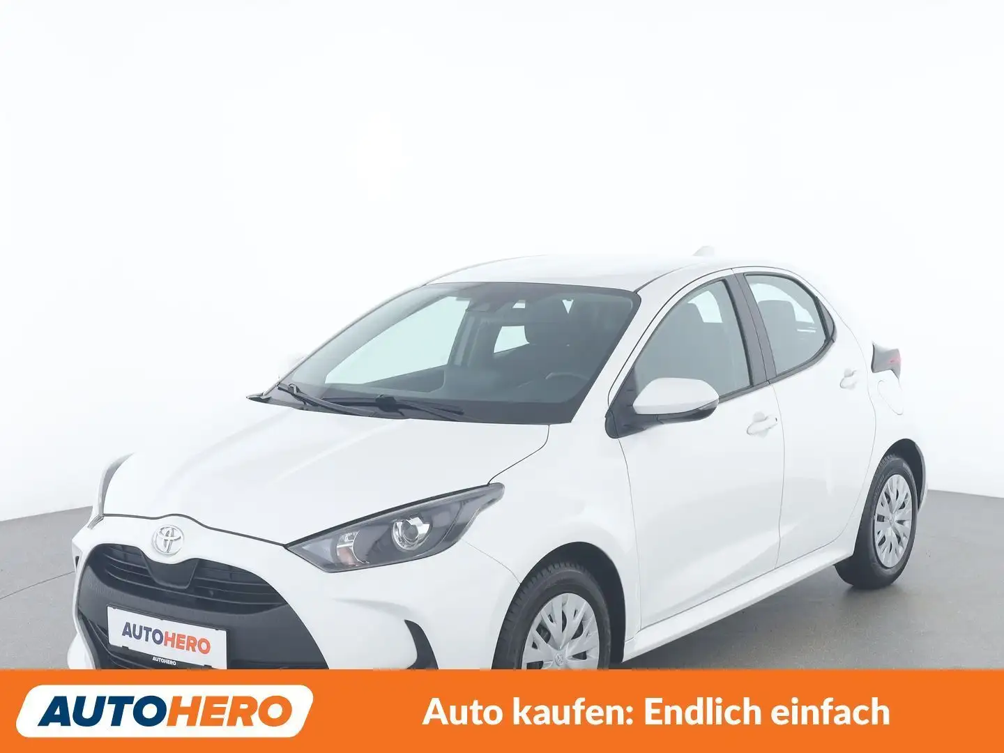 Toyota Yaris 1.0 Active Weiß - 1