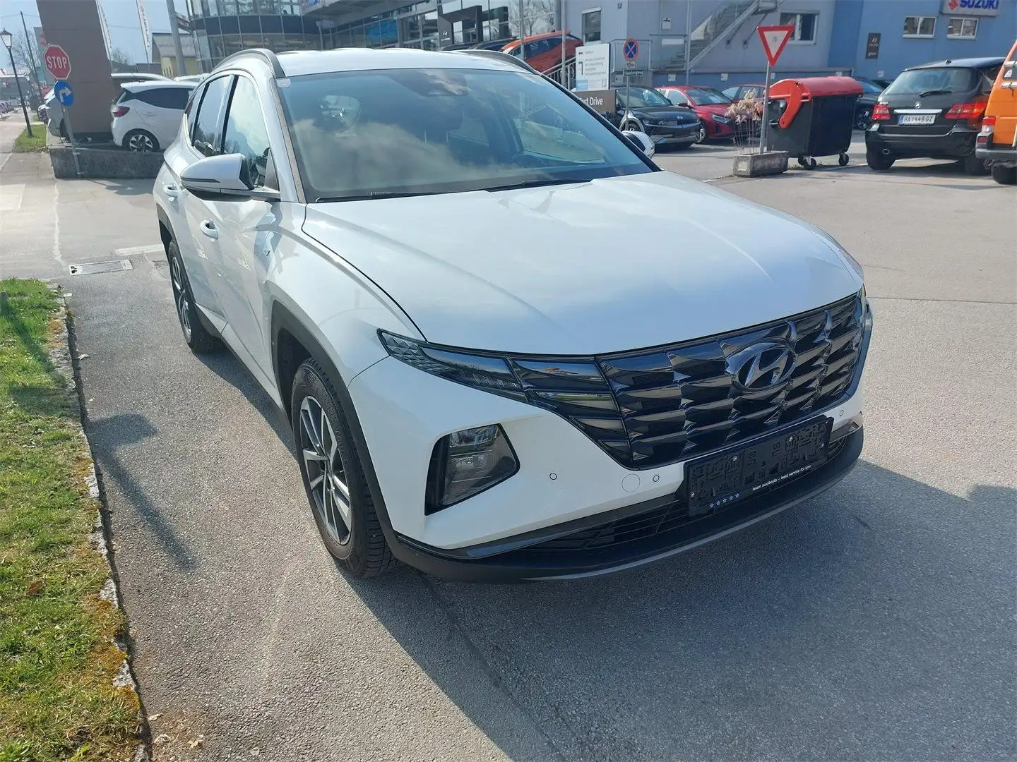Hyundai TUCSON Tucson NX4 Trend Line 1,6 CRDi 4WD 48V DCT t1dt1-P Weiß - 2