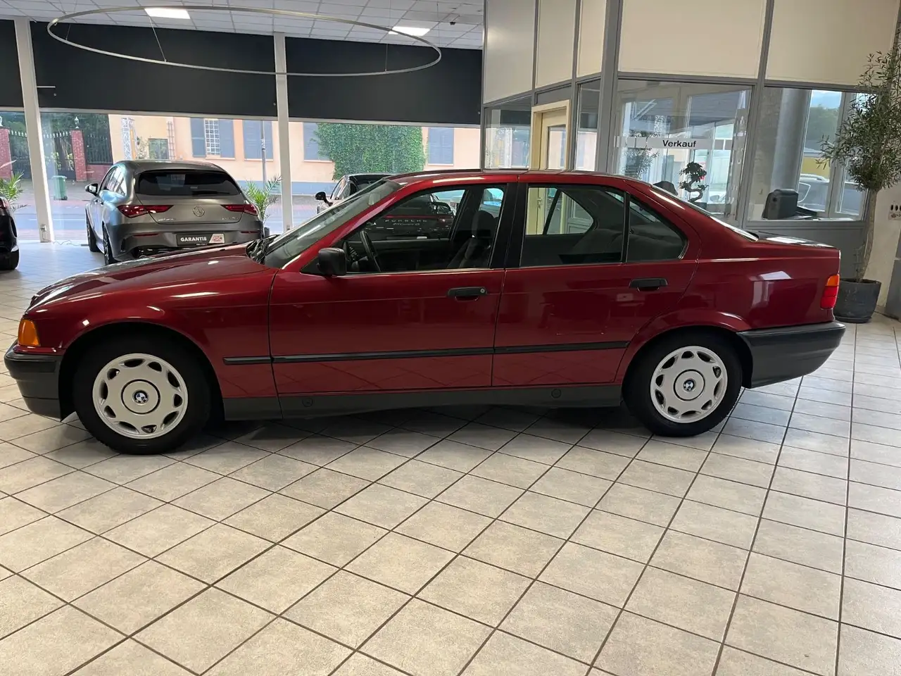 BMW 316 i Lim. 1.Hand / 16.500km / TÜV NEU / Oldtimer, foto 9