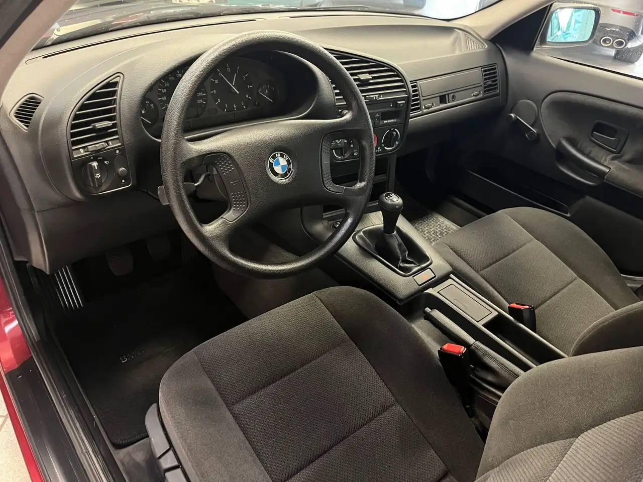 BMW 316 i Lim. 1.Hand / 16.500km / TÜV NEU / Oldtimer, foto 11