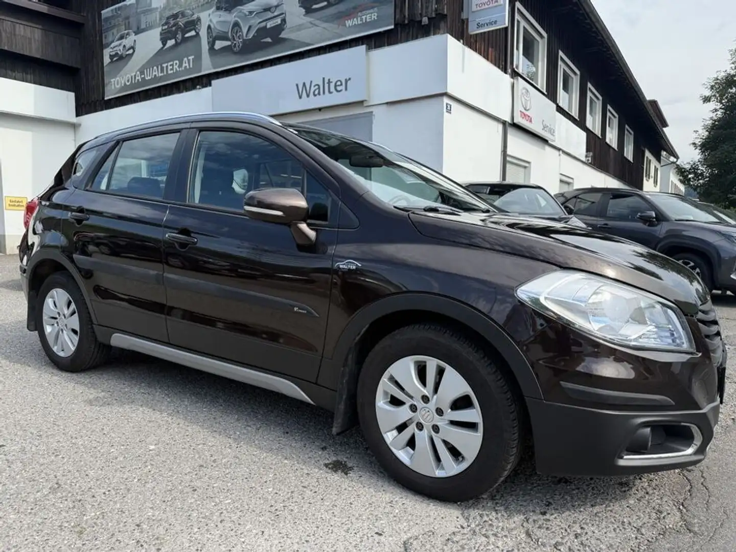 Suzuki SX4 S-Cross 1,6 DDiS Brun - 1