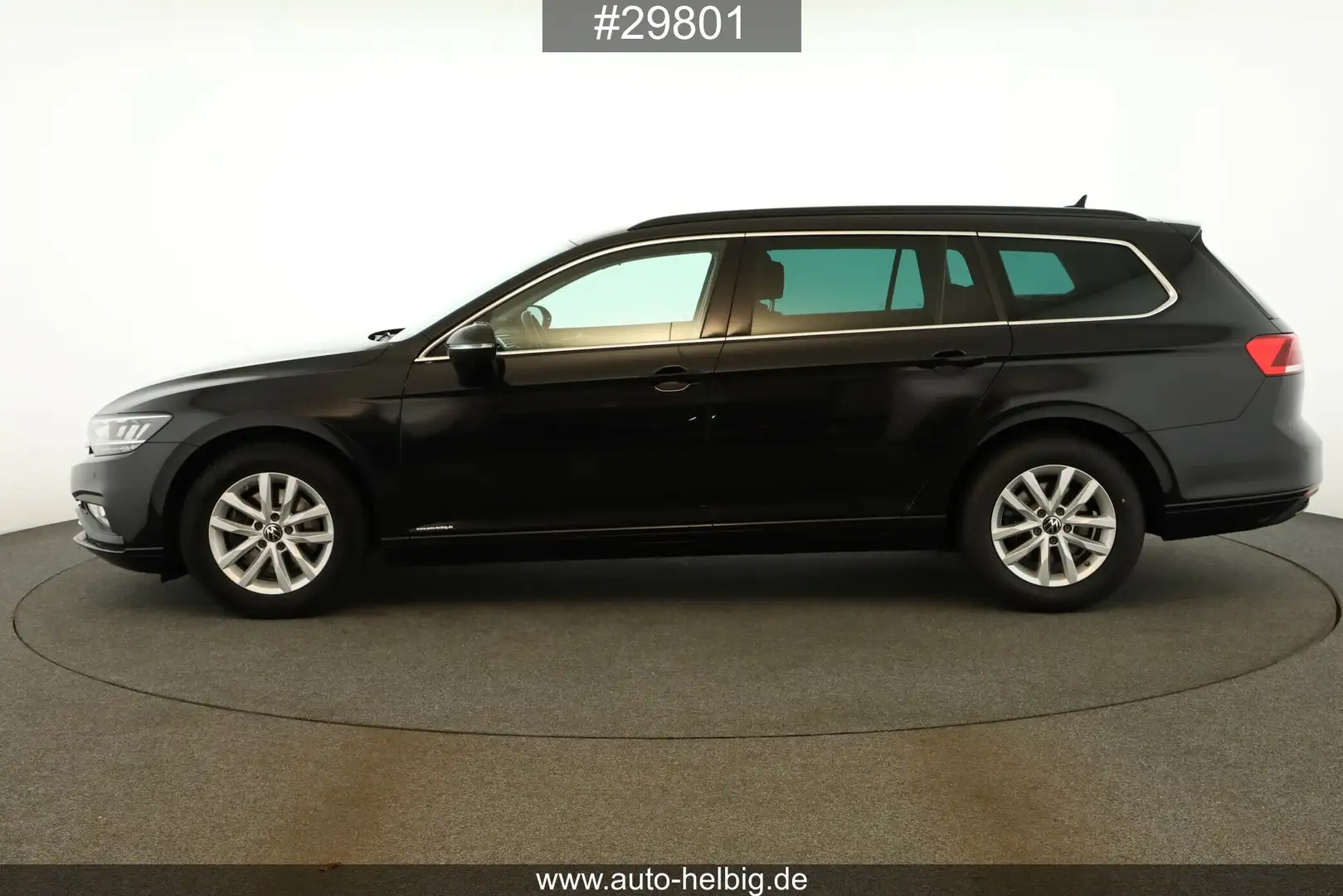 Volkswagen Passat Variant Passat Variant 2.0 TDI Business #AHK#ACC#LED#DSG Zwart - 2