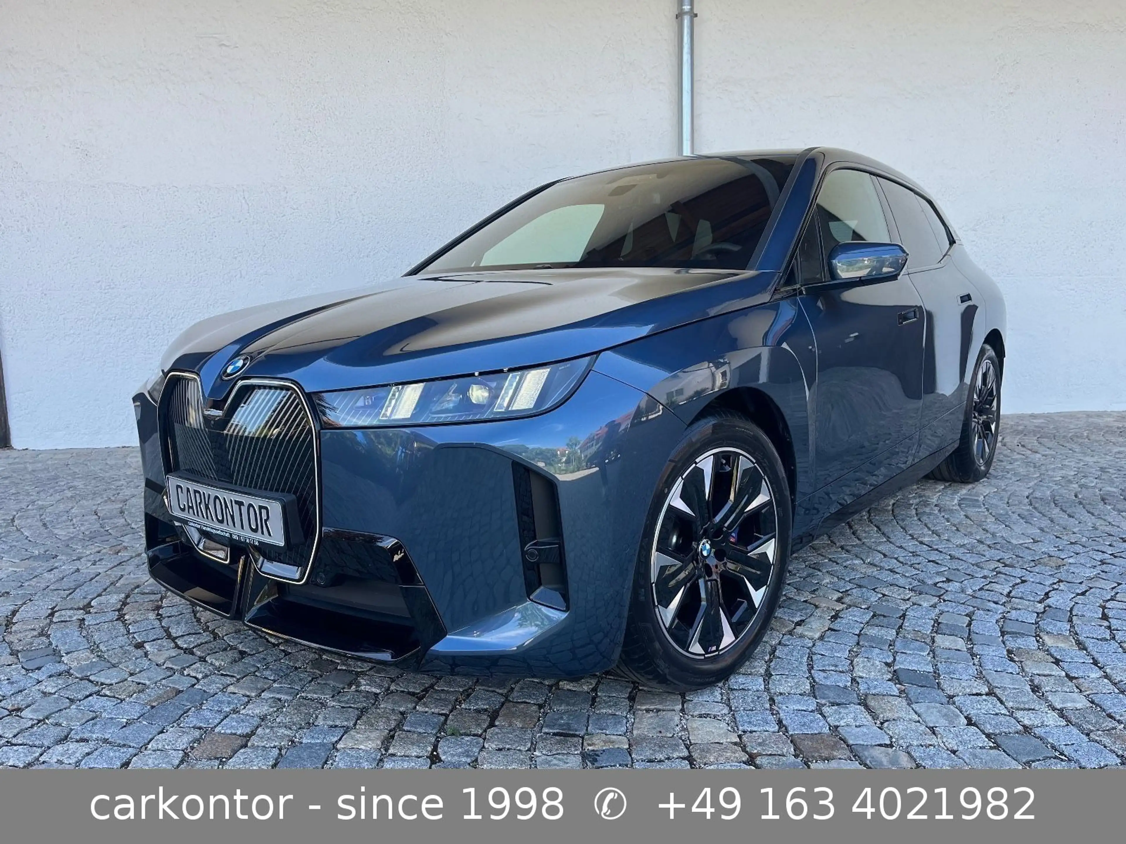 BMW iX 60 xDr. *M SPORTPAKET*FACELIFT*DAP*PARK PROF* — photo 2