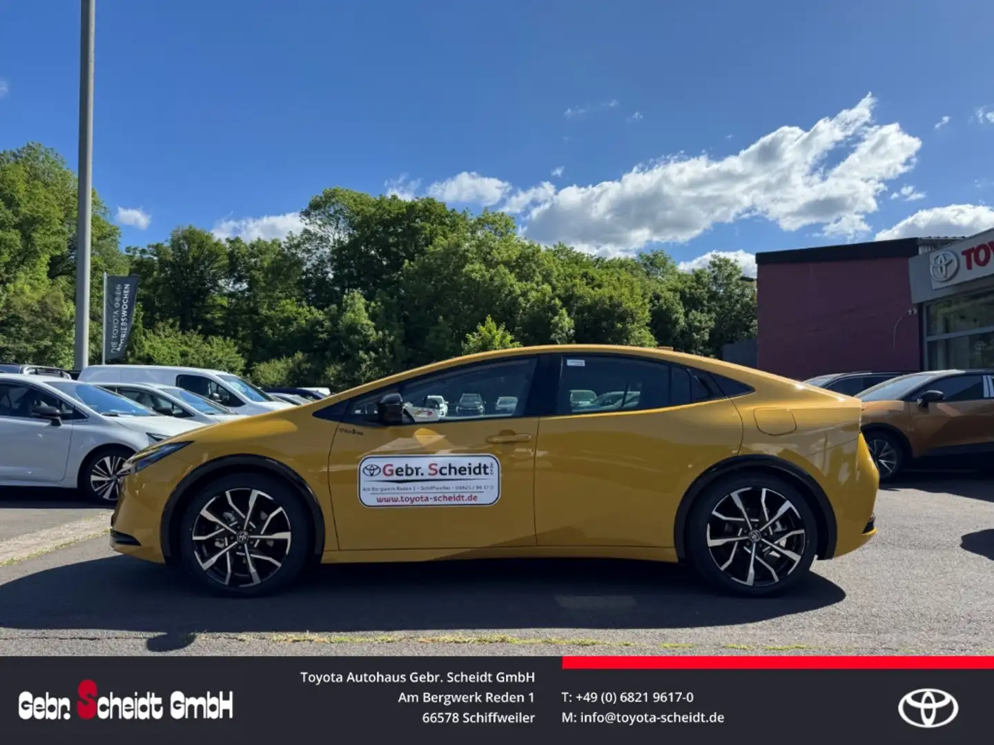 Toyota Prius Plug-in Hybrid Executive 2.0 EU6e Gelb - 2