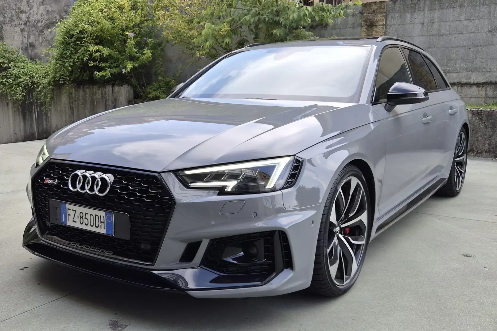Audi RS4 Avant 2.9 TFSI Exclusive Edition in vendita da Aracars