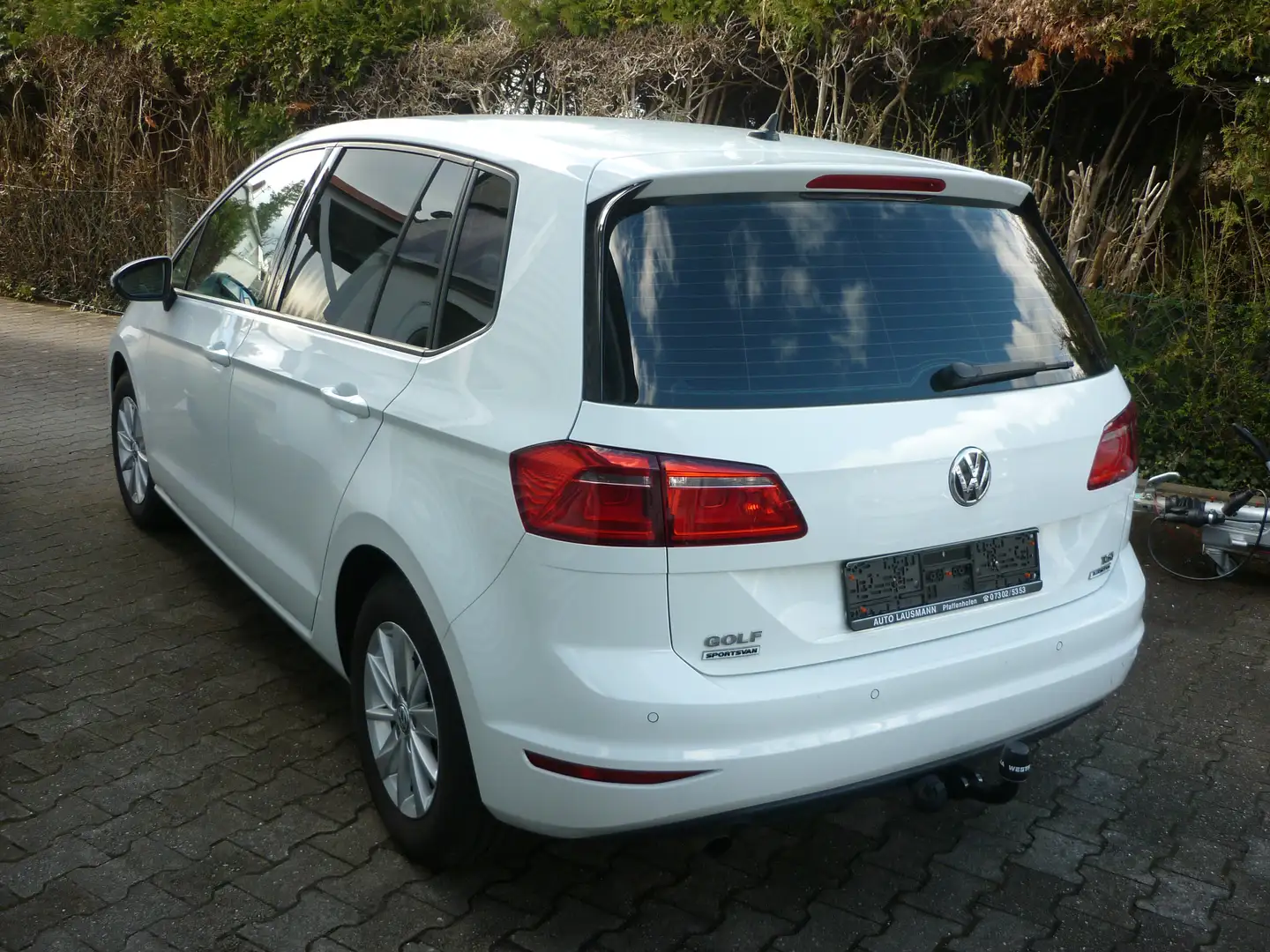 Volkswagen Golf Sportsvan 1.2 TSI AHK-Einparkhilfe-Alu Weiß - 2