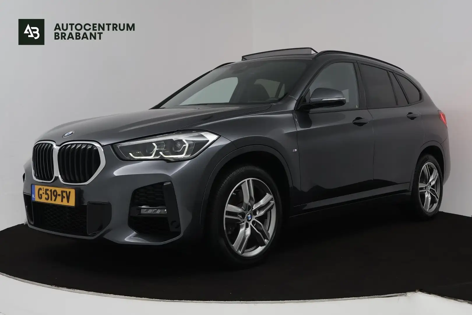 BMW X1 SDrive20i High Executive Edition (PANORAMADAK, STO Grau - 1