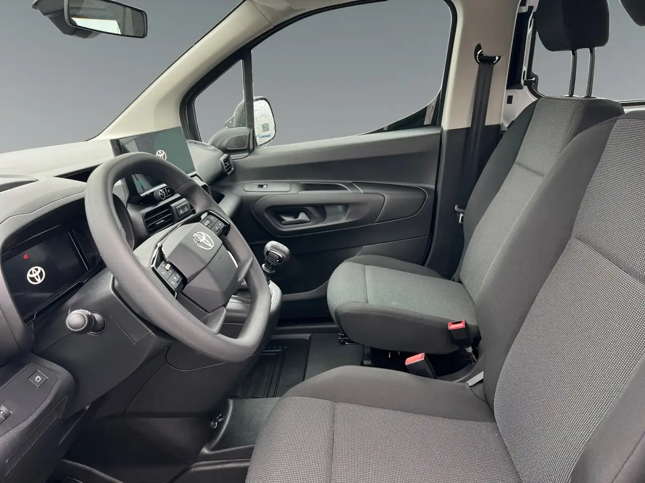 Toyota PROACE CITY Doppelkabine 1.5 D-4D L2 Meister 9