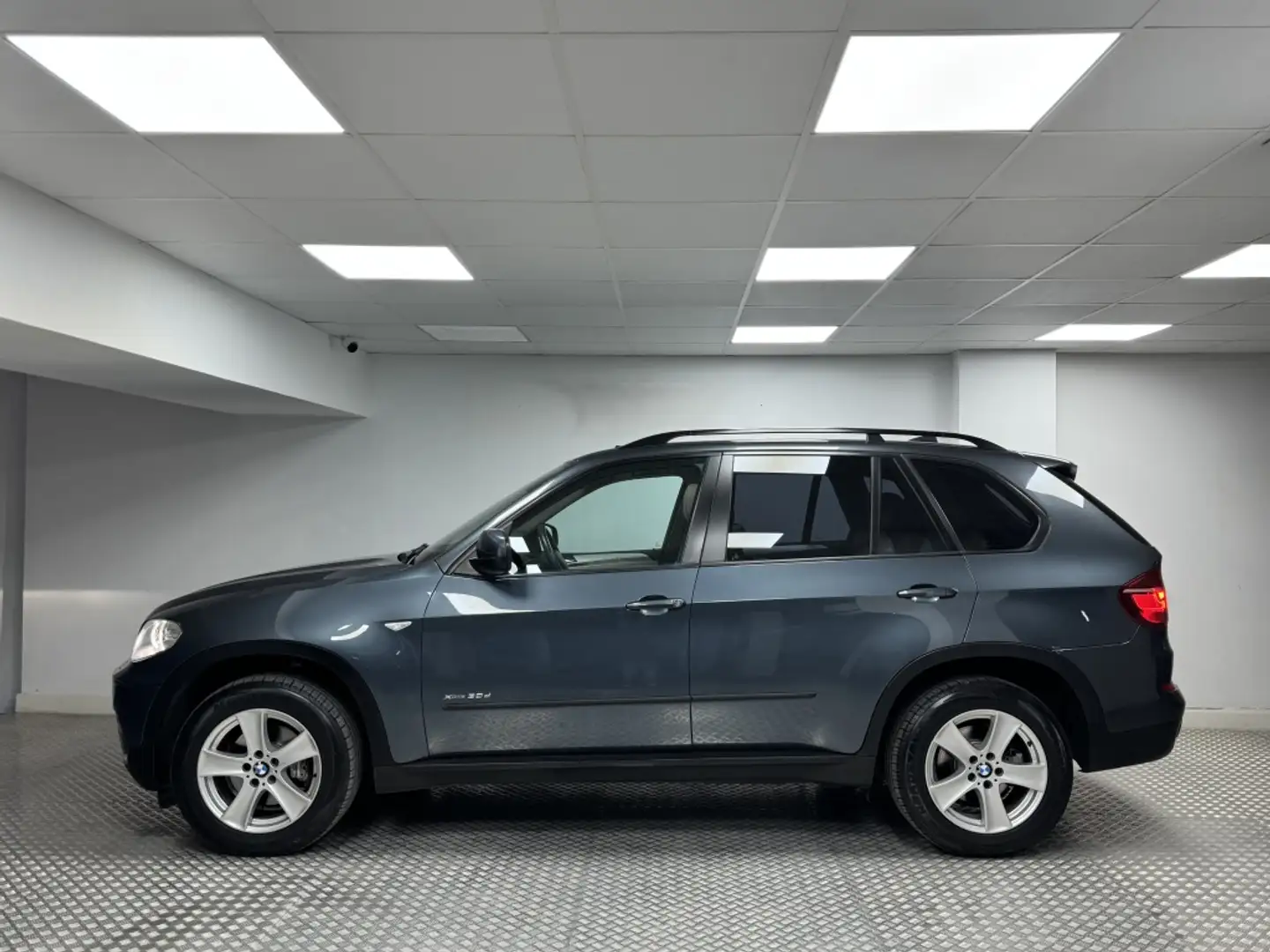 BMW X5 xDrive 30dA Exclusive Edition Gris - 2
