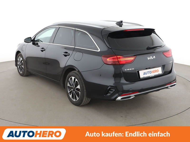 Kia Ceed / cee'd 1.6 Plug-in Hybrid Vision Aut.*TEMPO*CAM*PDC* — photo 4