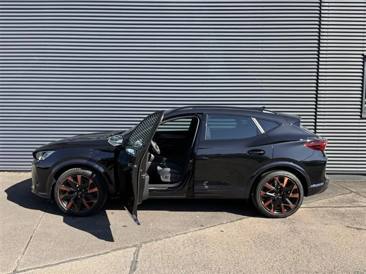1.5 eHYBRID 200kW/272ch DSG6