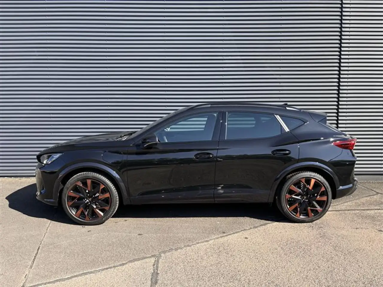 1.5 eHYBRID 200kW/272ch DSG6
