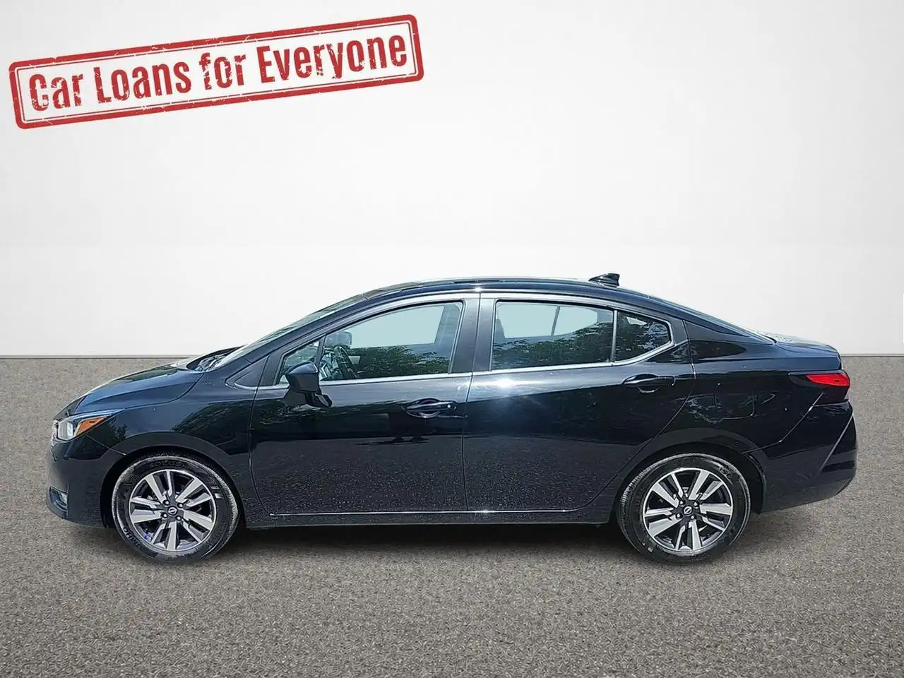 Nissan Versa снимка Nissan Versa