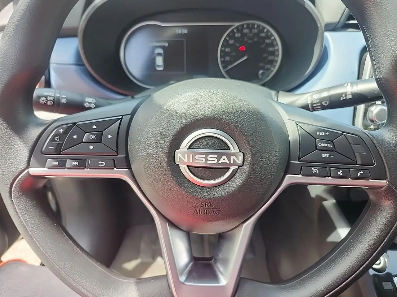 Nissan Versa снимка Nissan Versa
