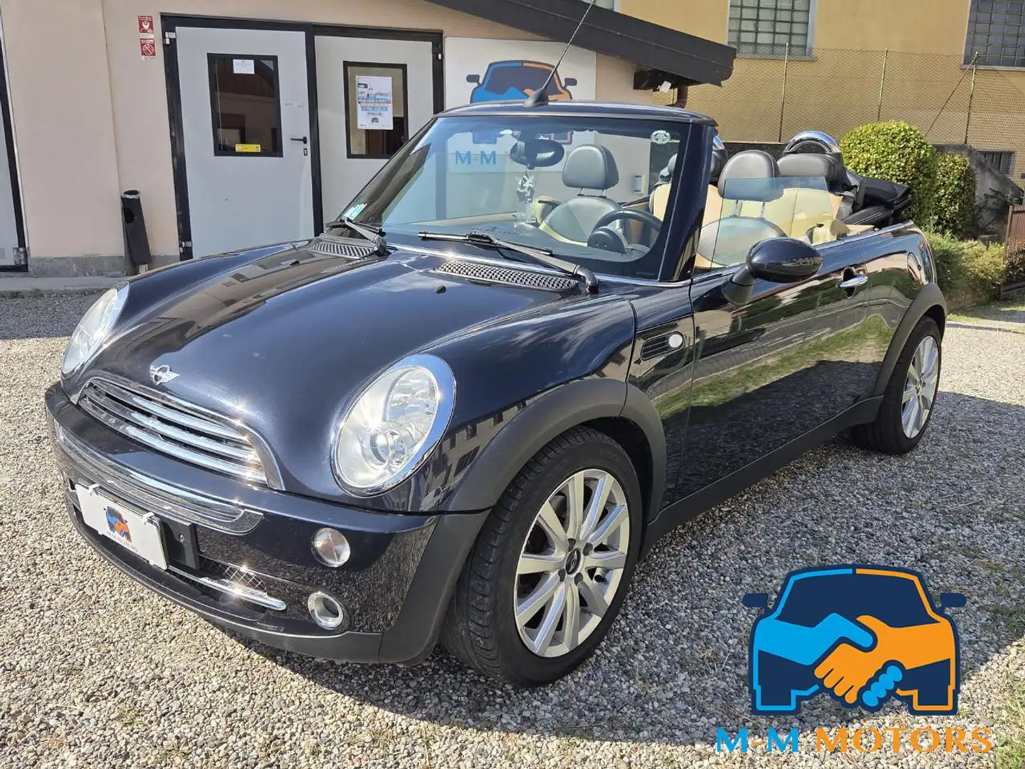 MINI Cooper Cabrio Mini 1.6 16V Schwarz - 1