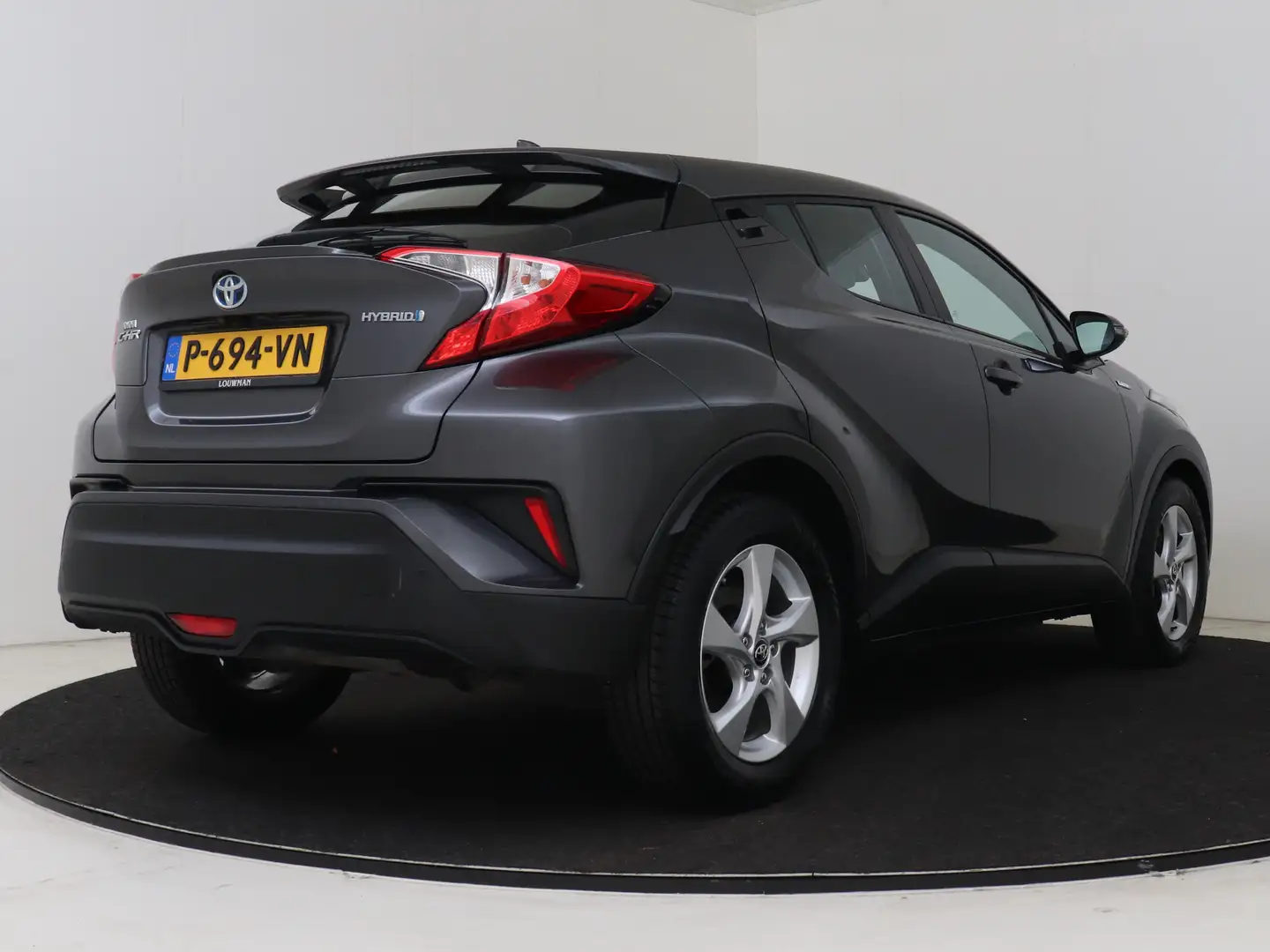 Toyota C-HR 1.8 Hybrid Active | NL auto | Dealeronderhouden | Grijs - 2