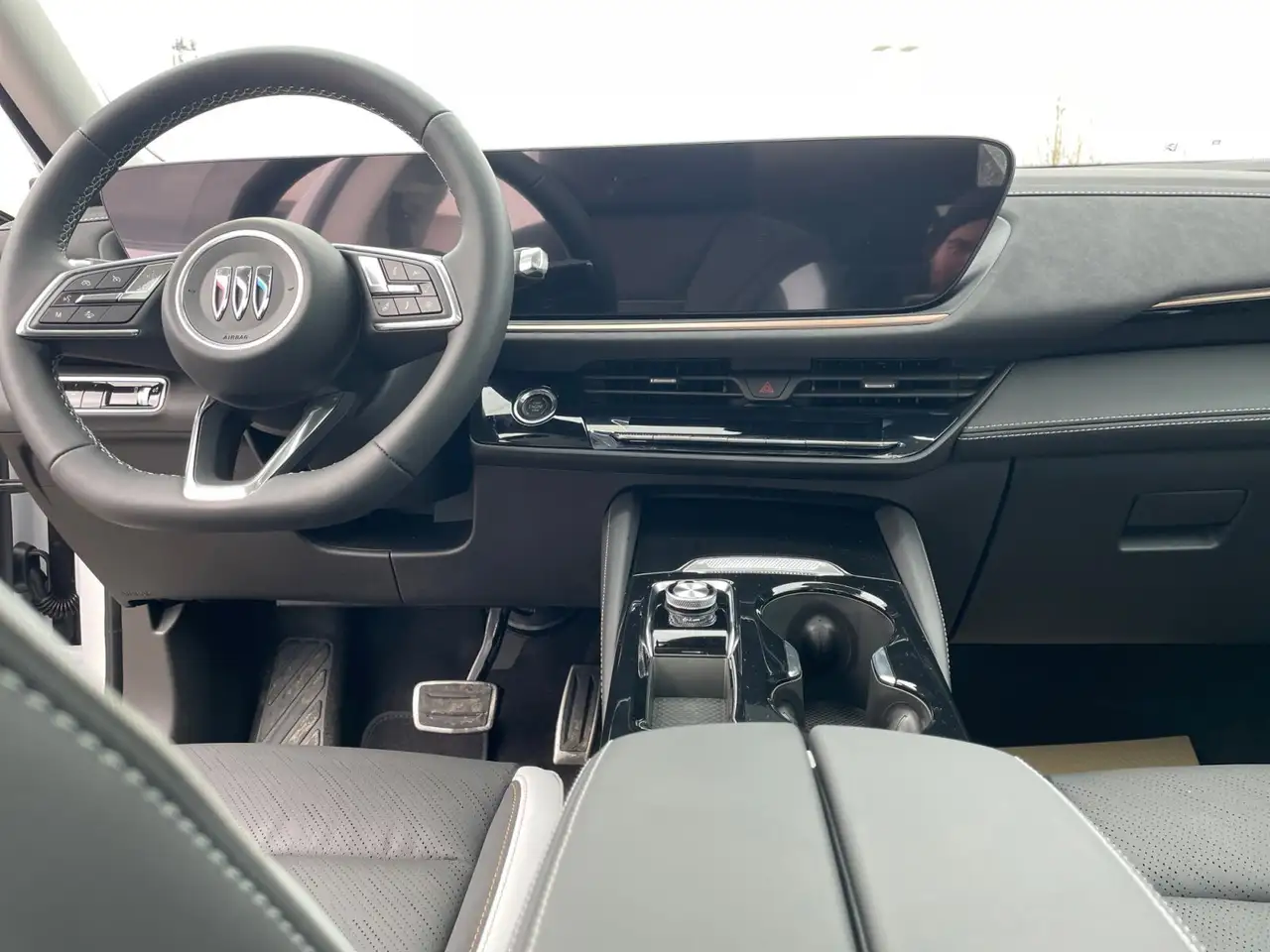 Buick Envision снимка Buick Envision