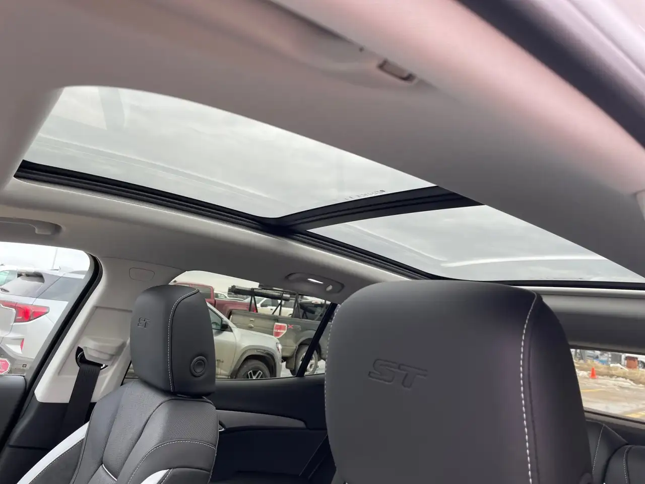 Buick Envision снимка Buick Envision