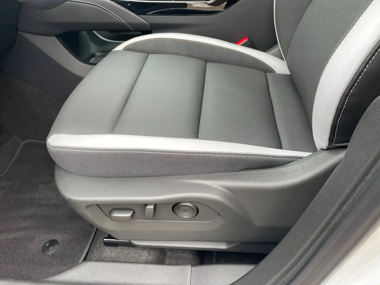Buick Envision снимка Buick Envision