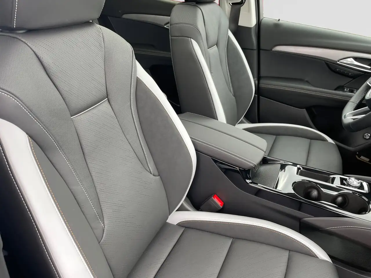 Buick Envision снимка Buick Envision