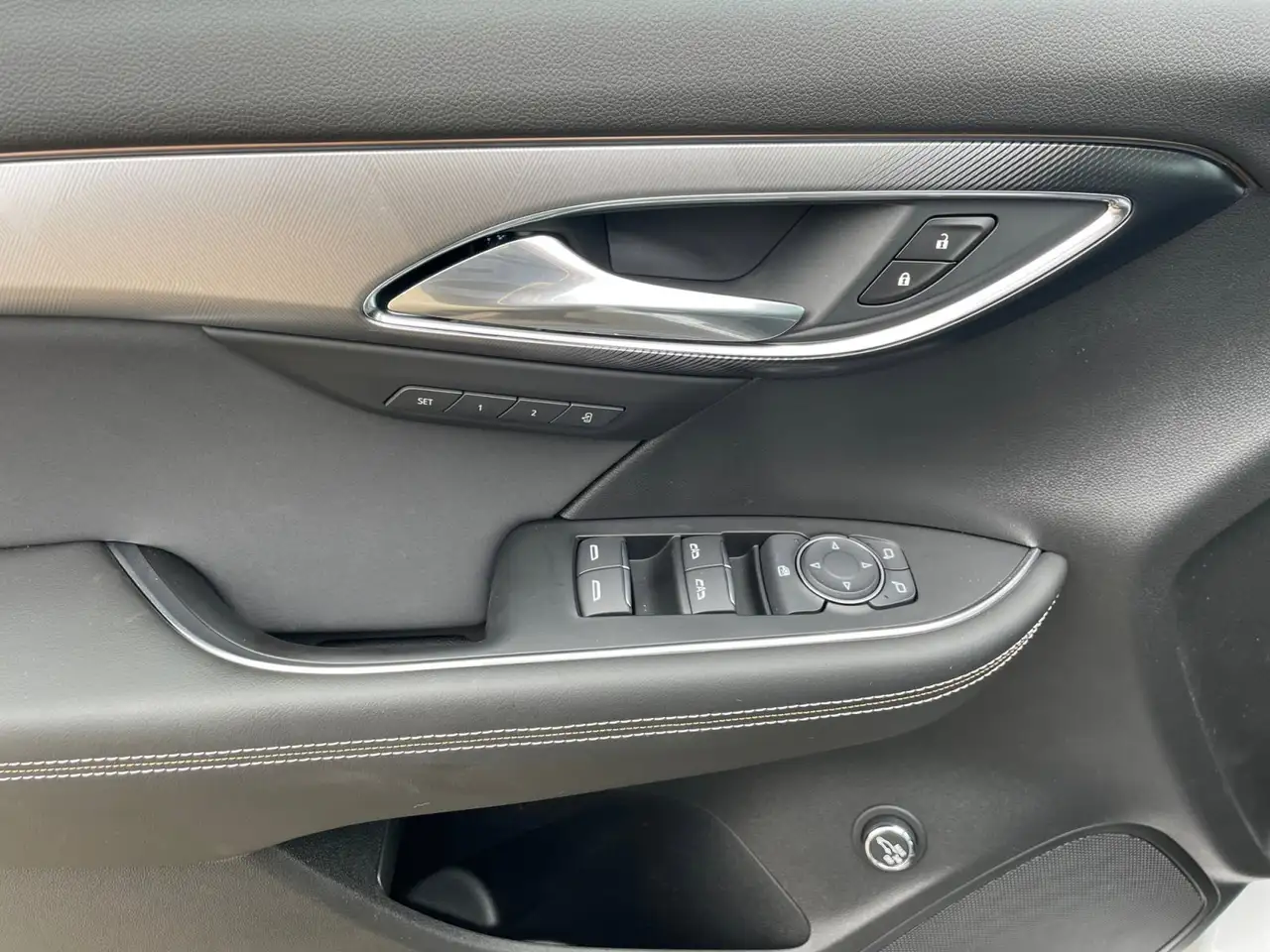 Buick Envision снимка Buick Envision